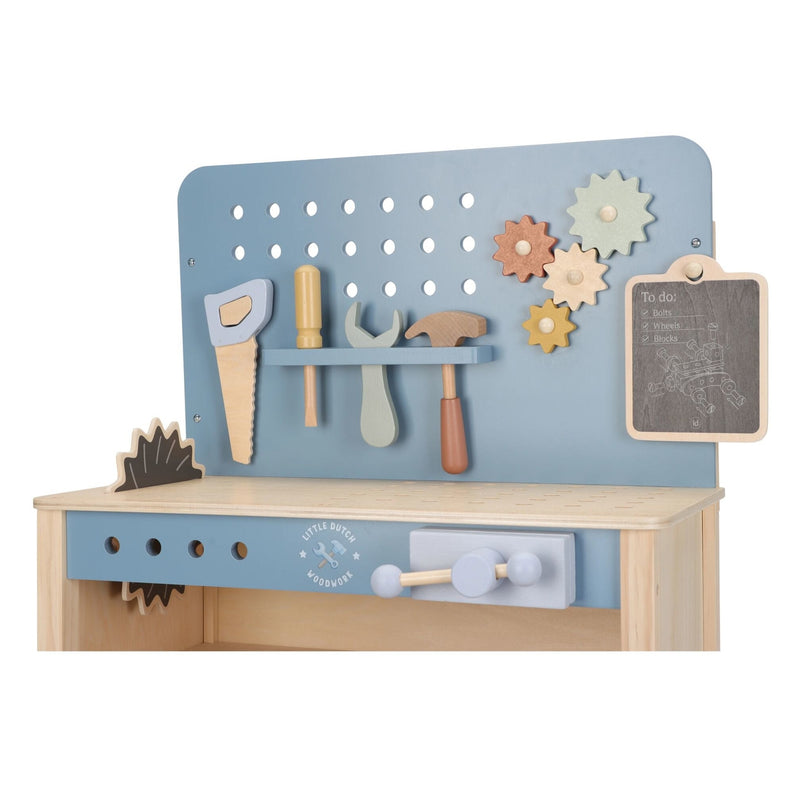 Werkbank mit Zubehör