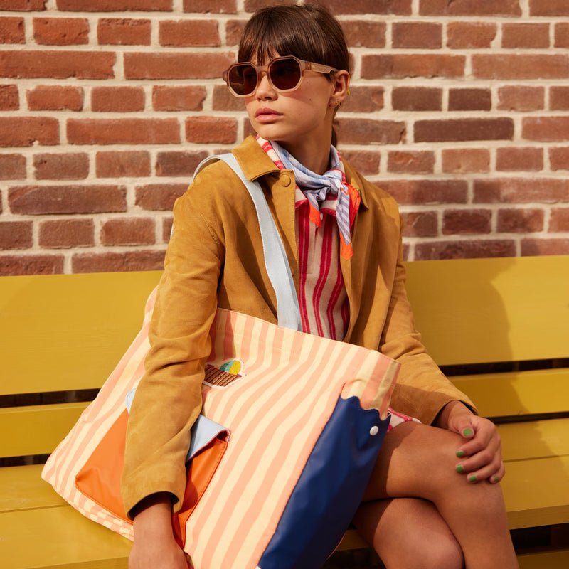 Shopper "Wonders Of The Deep Coral Pink + Sandy Yellow"