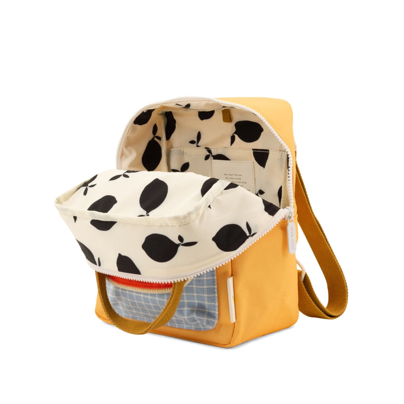 Kleiner Kinderrucksack "Farmhouse Envelope Pear Jam"