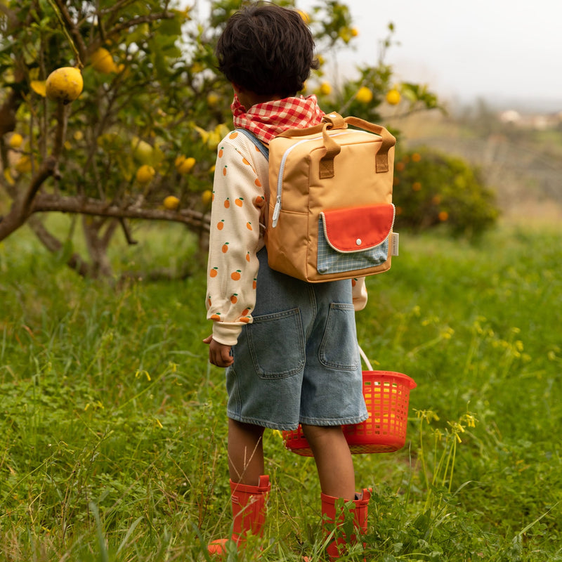 Kleiner Kinderrucksack "Farmhouse Envelope Pear Jam"