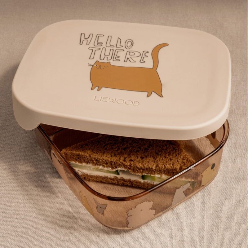 Lunchbox  “Arthur Tritan Cats and Dogs / Sandy"