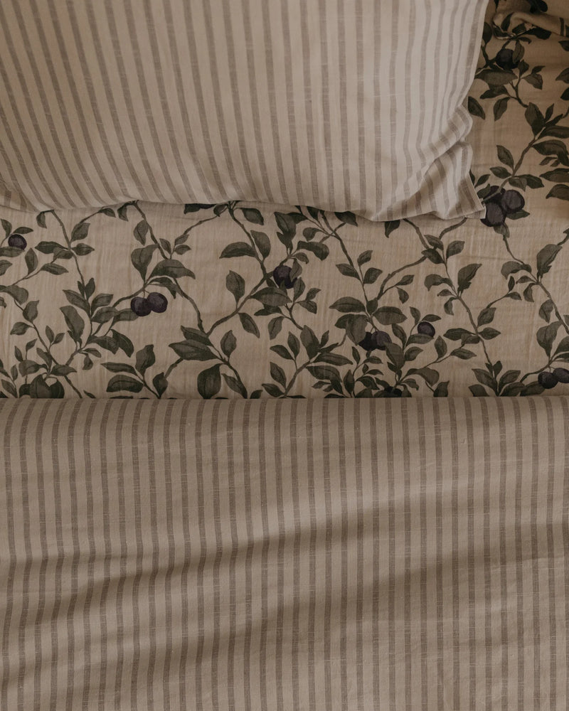 Kinderbettwäsche "Stripe Mauve 140 x 100 cm