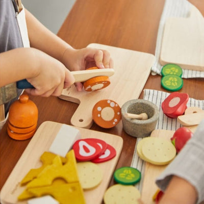 Küchenspielzeug “Käse- und Wurstbrett”