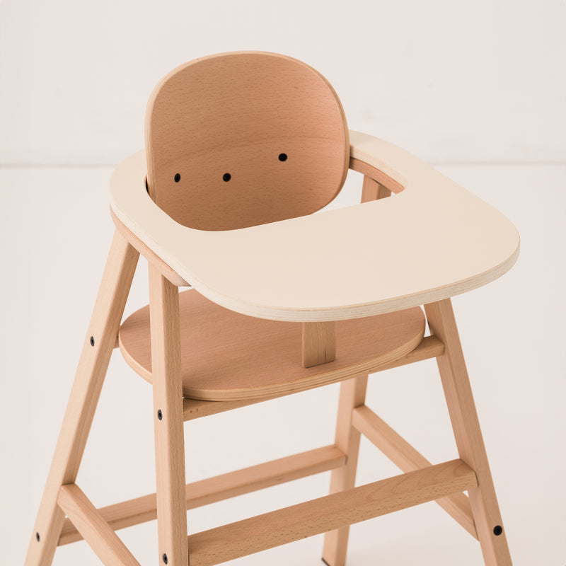 Mitwachsender Hochstuhl mit Tablett und Kissen "Growing Green / natural honey sweet dots"