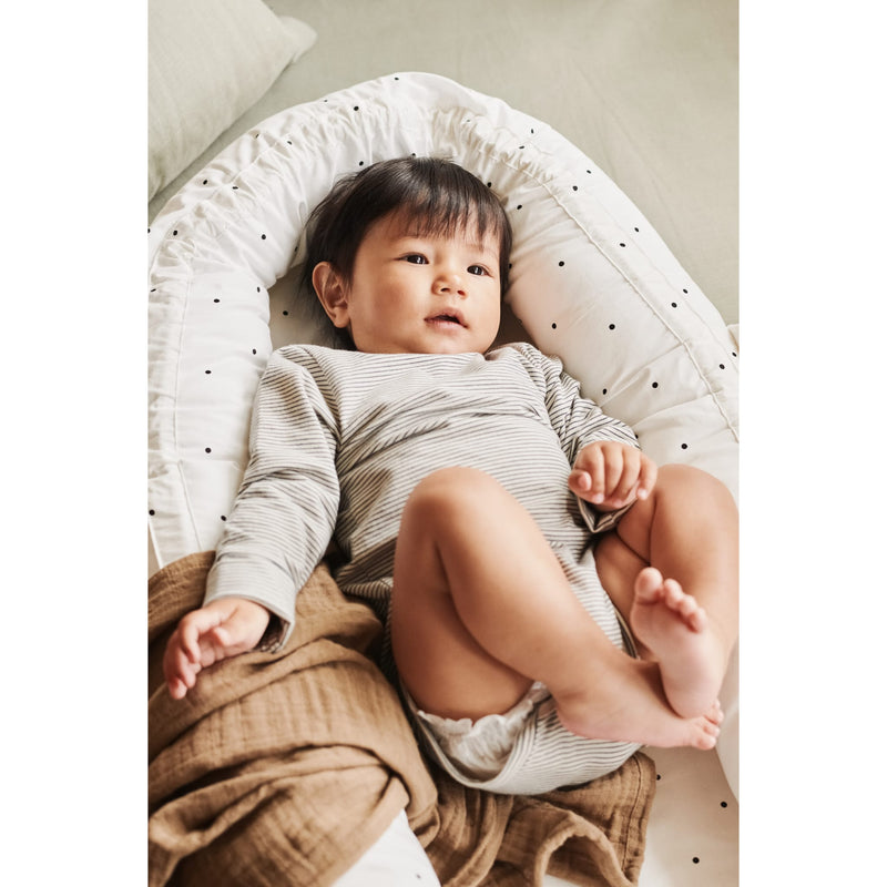Tragbares Babynest “Gro Little Dot Creme De La Creme”