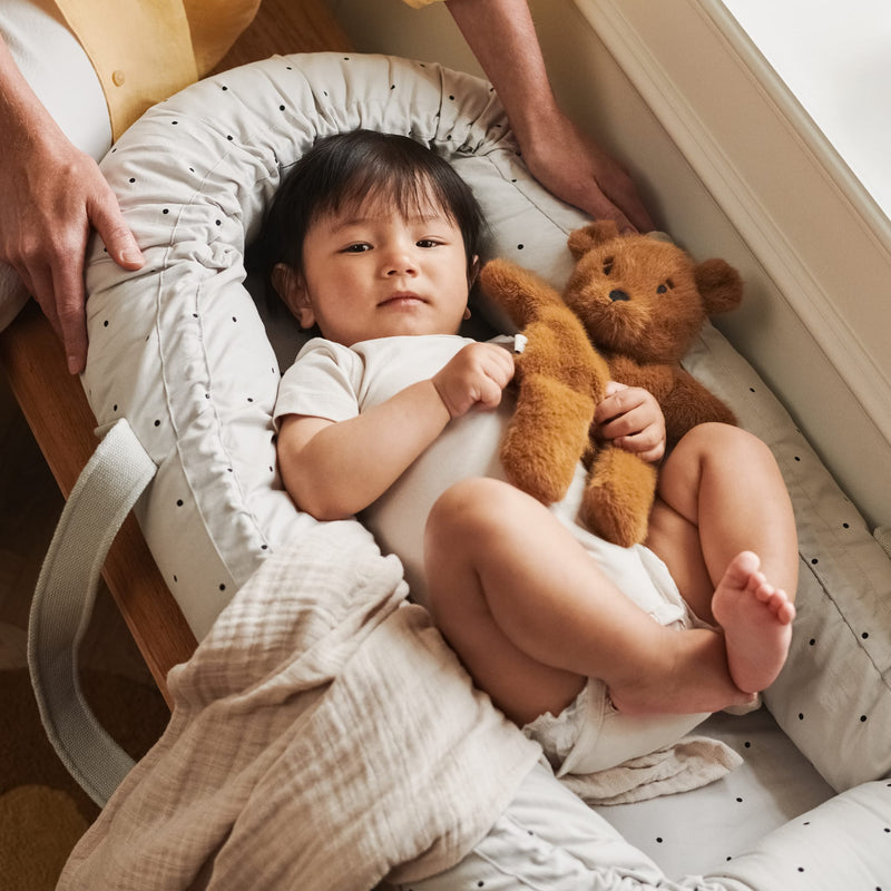 Babynest “Gro Classic Dot Dumbo Grey"