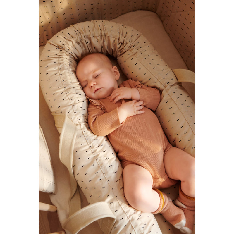 Tragbares Babynest “Gro Double dot / Sllver lining”