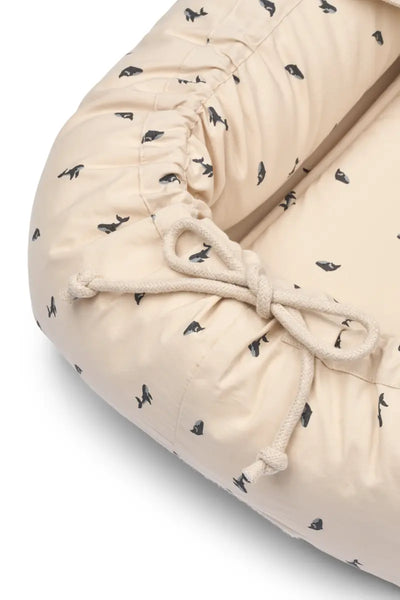 Babynest “Gro Mini whale / Sandy"