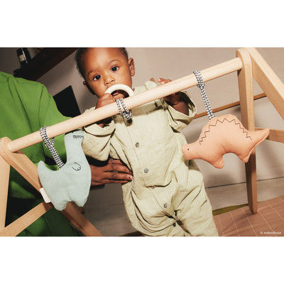 Spieltrapez mit Spielzeugen "Playground Dinos"