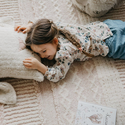 Wollkissen “Pink Nose Sheep”