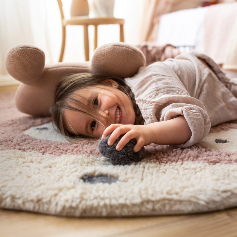 Waschbarer Wollteppich “Miss Mighty Mouse” 100 x 120 cm