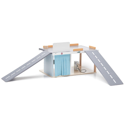 Autowerkstatt “Aiden” mit Waschanlage aus Holz