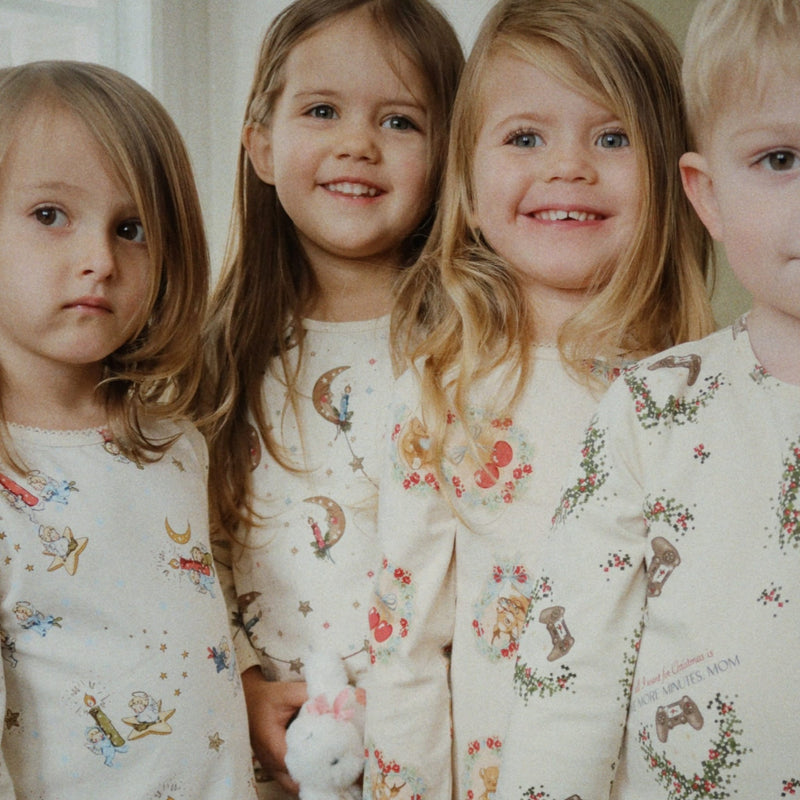 Weihnachts-Pyjama "Deer Diary"