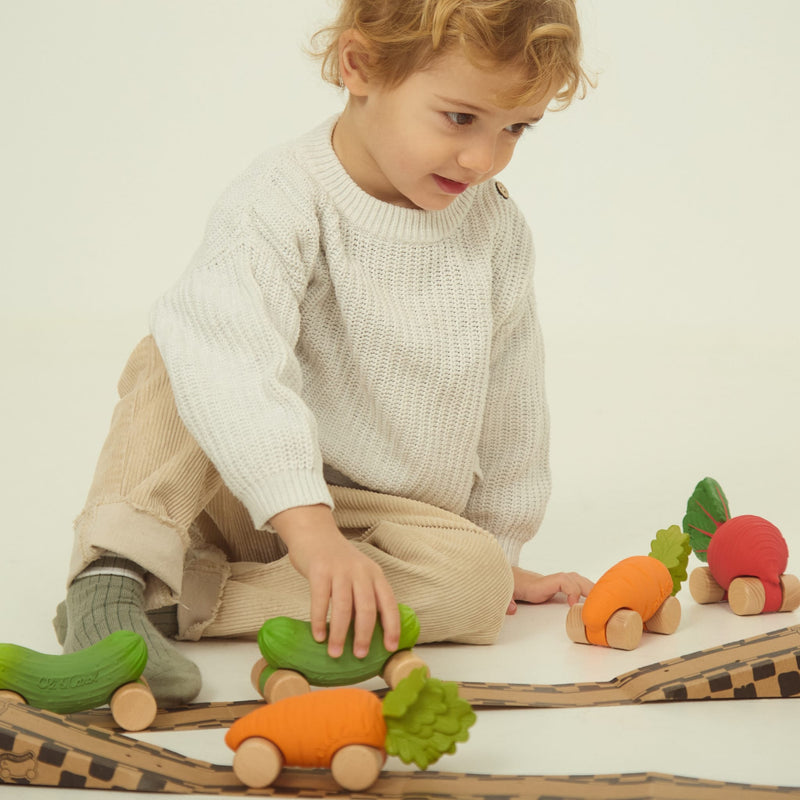 Baby-Spielzeugauto “Cathy The Carrot”