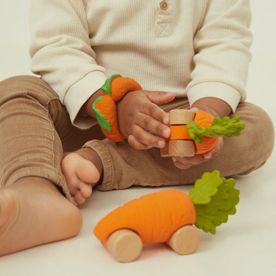 Baby-Spielzeugauto “Cathy The Carrot”