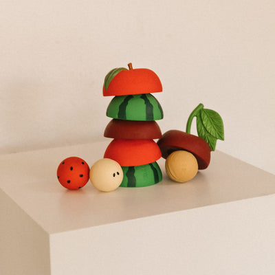 Stapelspielzeug & Rassel "Merry the Cherry"