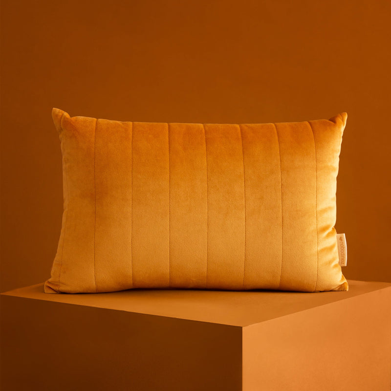 Dekokissen “Akamba Velvet Farniente Yellow” 45 x 30 cm