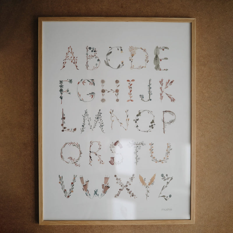 Poster fürs Kinderzimmer “Alphabet Floral” 50 x 70cm