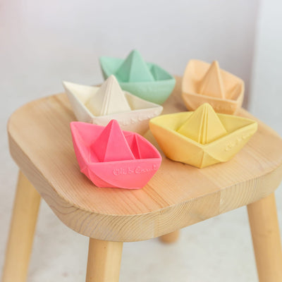 Badespielzeug “Origami Boat Pink”