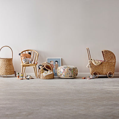 Kinder-Trolley “Caitanya”