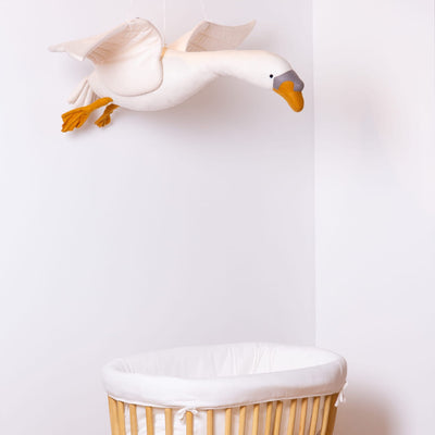 Wanddeko fürs Kinderzimmer “Hanging Animal Swan Filz”