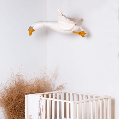 Wanddeko fürs Kinderzimmer “Hanging Animal Swan Filz”