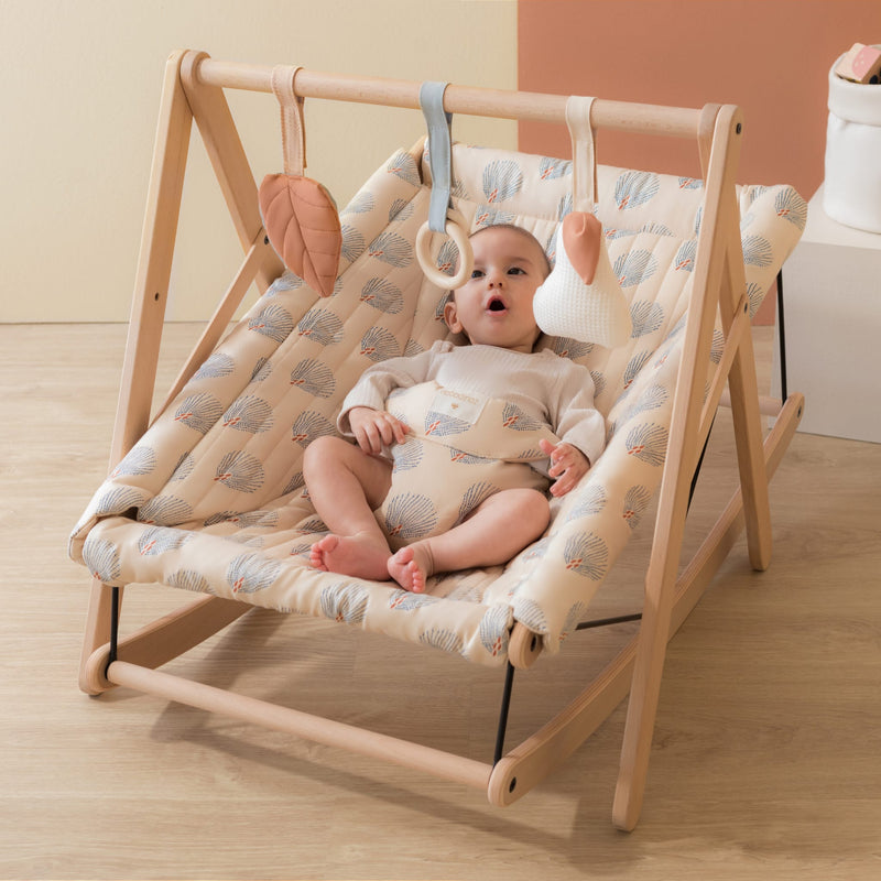 Babywippe “Growing Green Blue Gatsby Cream”