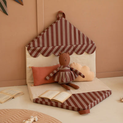 Faltbare Spielmatratze für Babys & Kinder “Majestic House Marsala / Taupe Stripes“