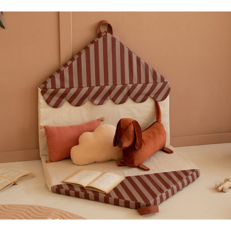 Faltbare Spielmatratze für Babys & Kinder “Majestic House Marsala / Taupe Stripes“