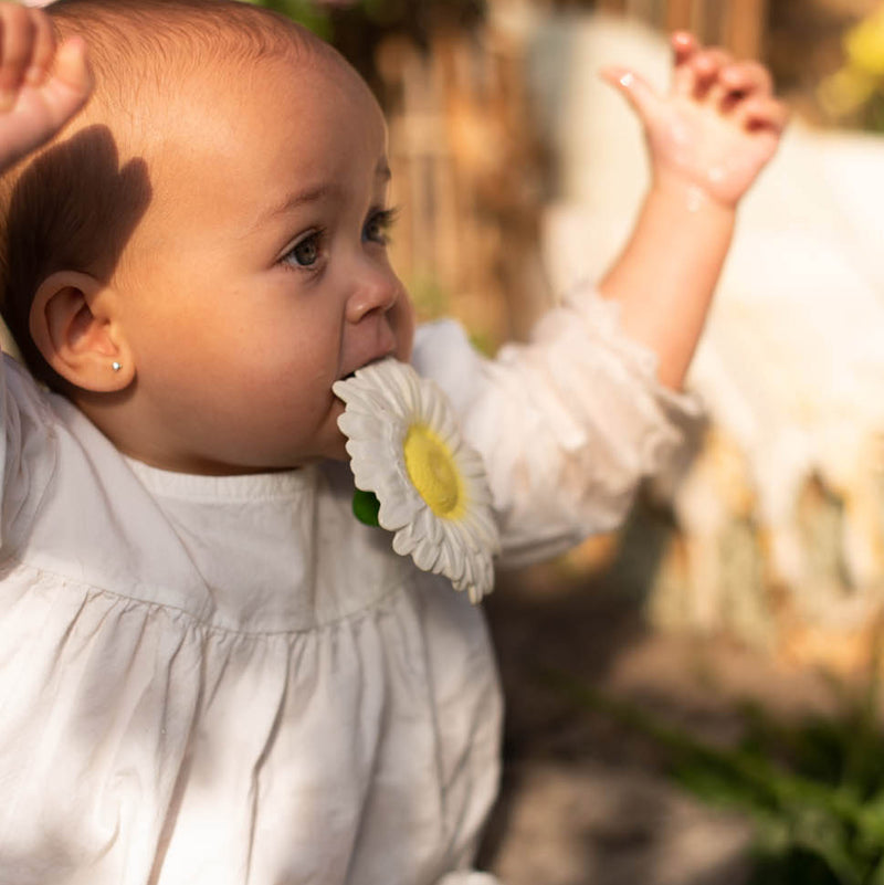 Beißring aus Naturkautschuk “Margarita The Daisy”