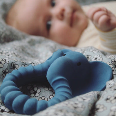 Beißring aus Naturkautschuk “Elephant Dusty Blue”