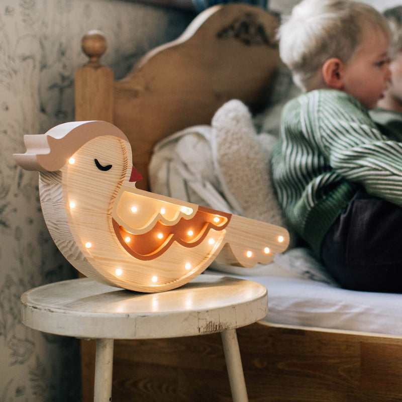 Handgemachte Kinderlampe aus Holz “Little Bird - visible wood”