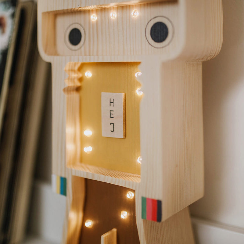 Handgemachte Kinderlampe aus Holz “Robot”
