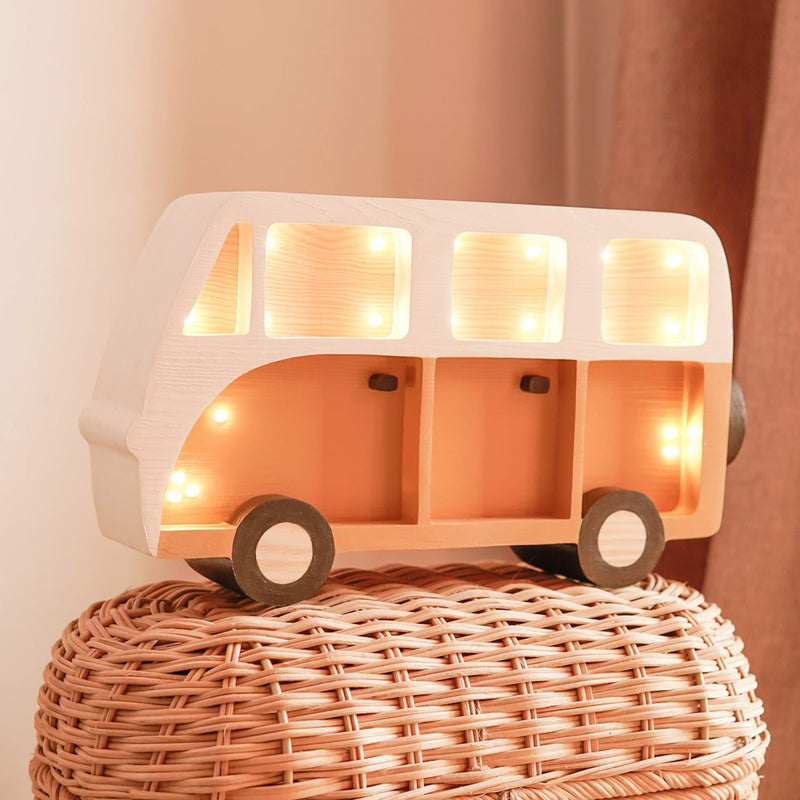 Handgemachte Kinderlampe aus Holz “ Van”