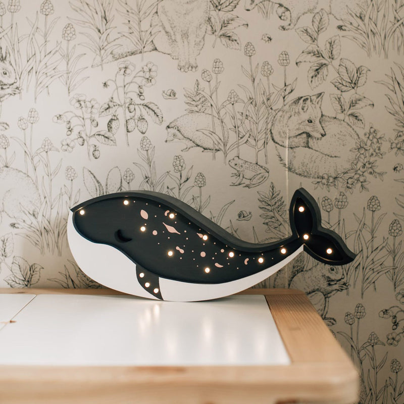 Handgemachte Kinderlampe aus Holz “Whale”